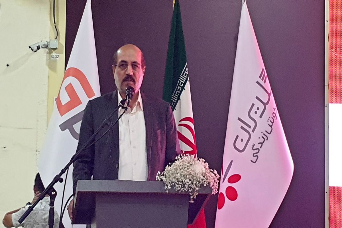 کشور با تعارف و مدیران ضعیف نمی تواند بدرستی اداره شود