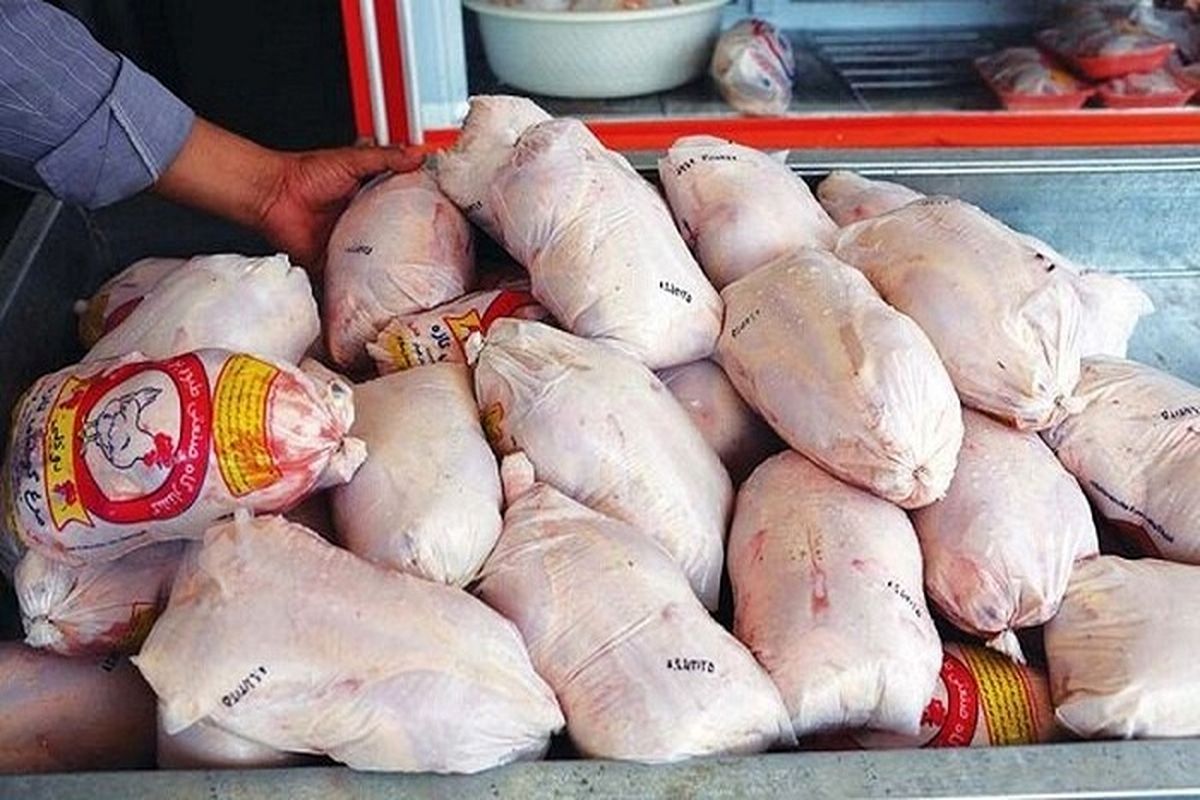 کاهش نرخ مرغ گرم در بازار روزهای کرج
