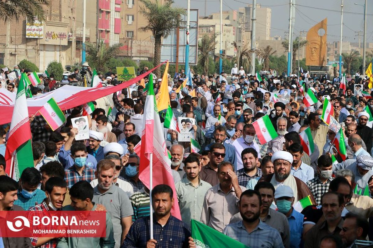 خروش استکبار ستیز  ۶۰ شهر خوزستان در روز ملی ۱۳ آبان / تشییع شهید دانش آموز بر دستان دهه هشتاد و نودی های اهواز