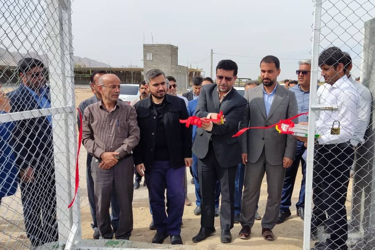 افتتاح دو زمین ورزشی درشهرستان لامرد