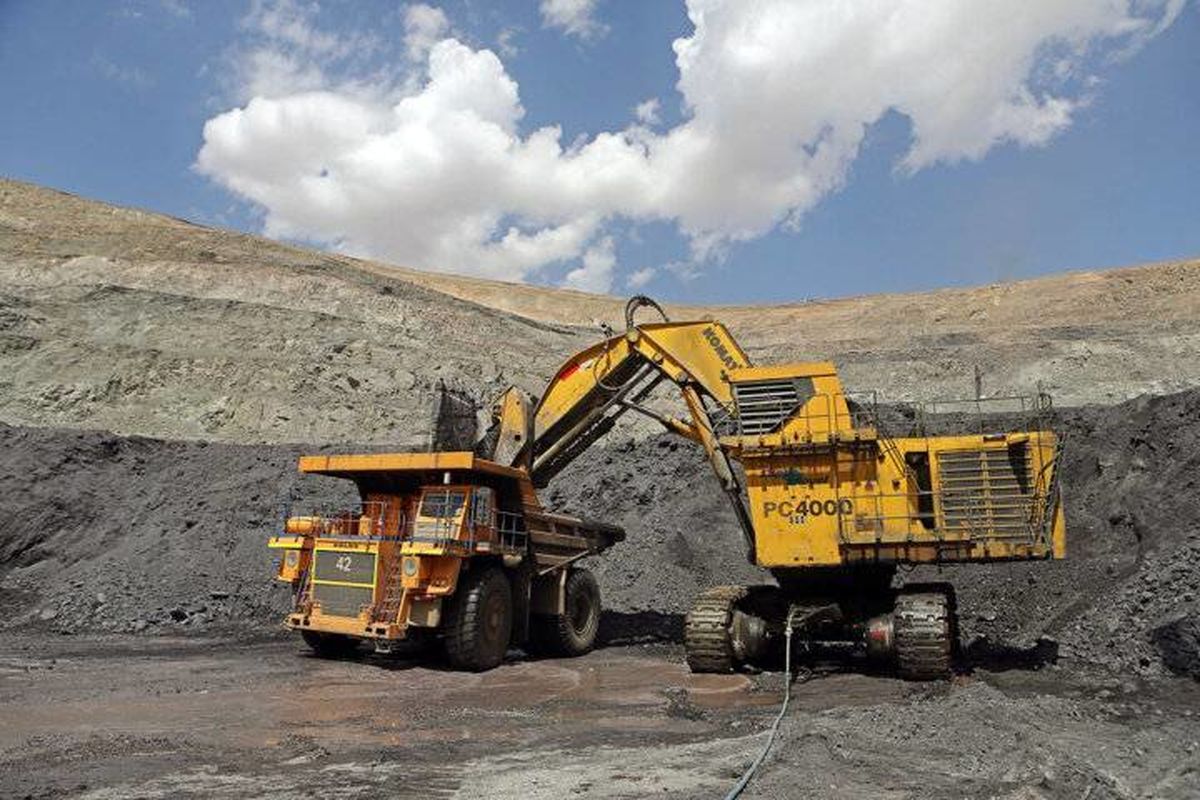معدنکاران در خراسان شمالی تسهیلات خرید ماشین آلات می‌گیرند