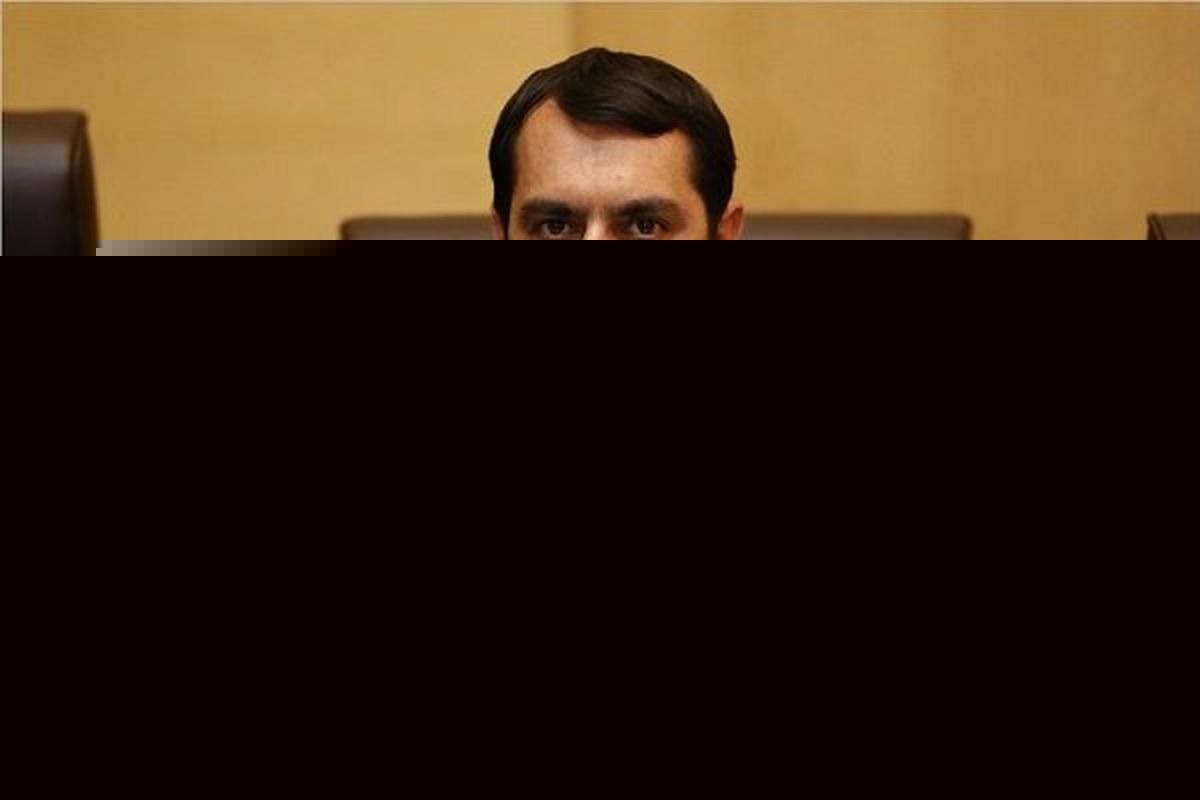 رحیم زارع: استیضاح سجادی باعث بی انگیزگی جامعه ورزش می‌شود