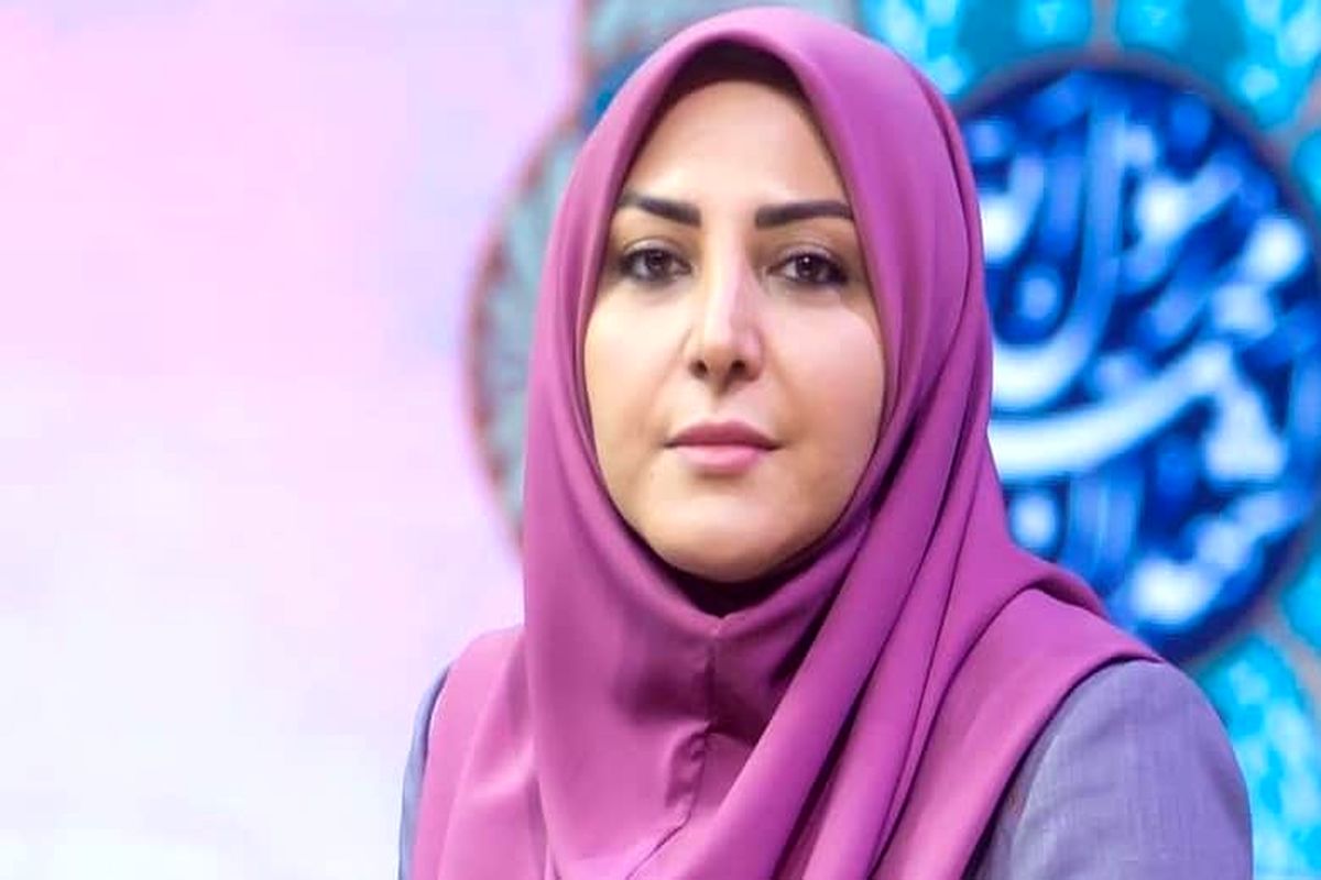 المیرا شریفی مقدم مجری برنامه «صبحانه ایرانی»