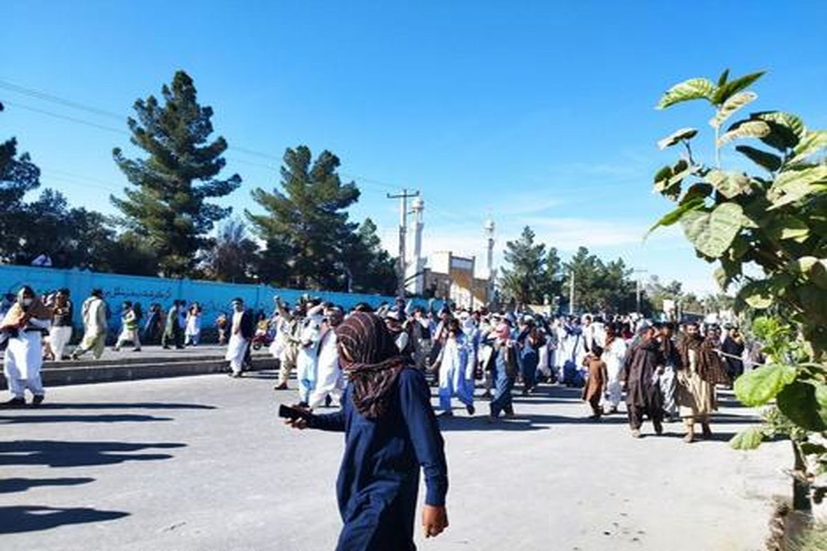 شورای تامین سیستان و بلوچستان: تعدادی از شهروندان و نیرو‌های امنیتی در اغتشاشات امروز زاهدان زخمی شدند