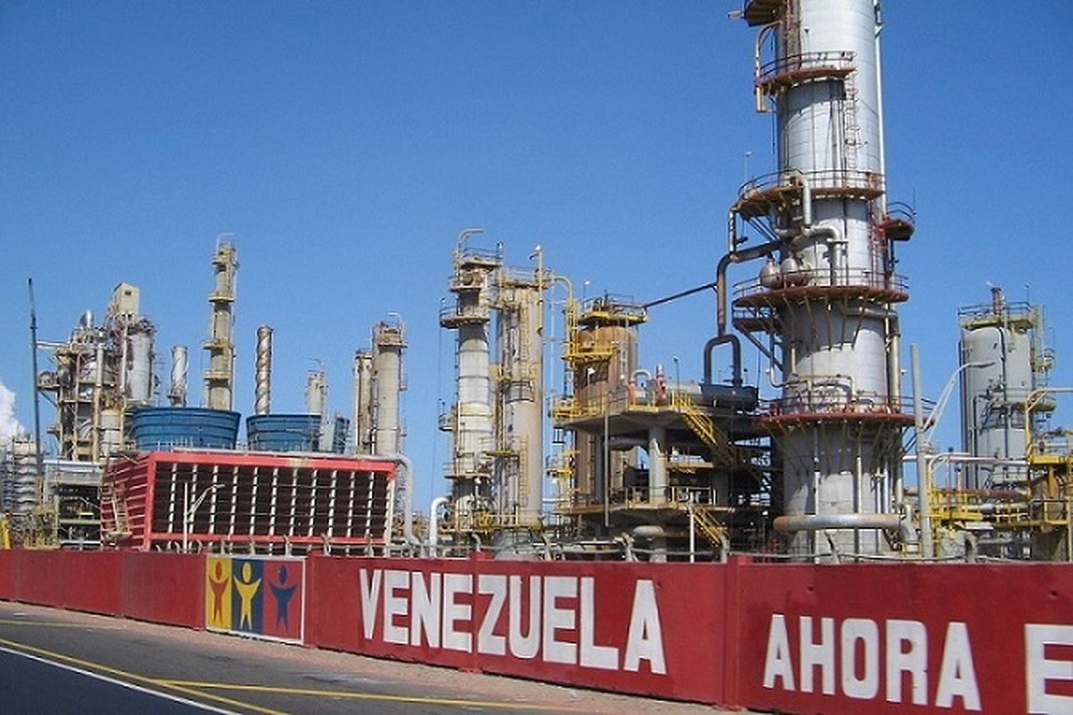اعلام آمادگی ایران برای تعمیرات نیروگاهی ونزوئلا
