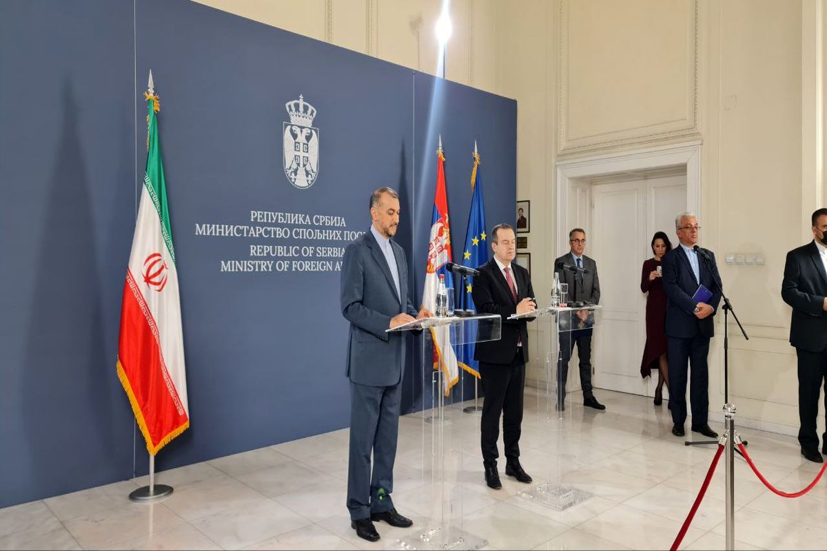 وزیر امور خارجه: روابط ایران و صربستان مبتنی بر روابط سازنده و توسعه تعمیق روابط در همه زمینه‌هاست