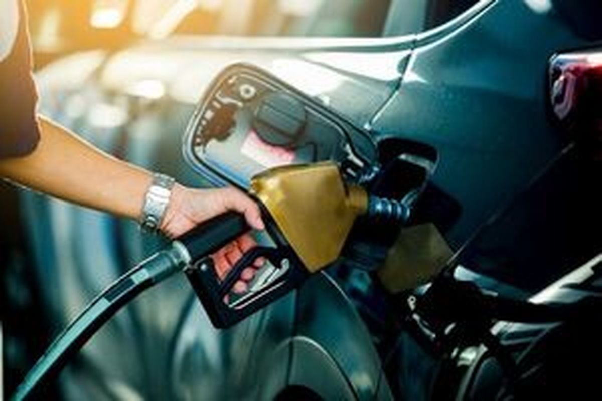زمان دقیقی برای عرضه بنزین سوپر در جایگاه‌های سوخت نیست