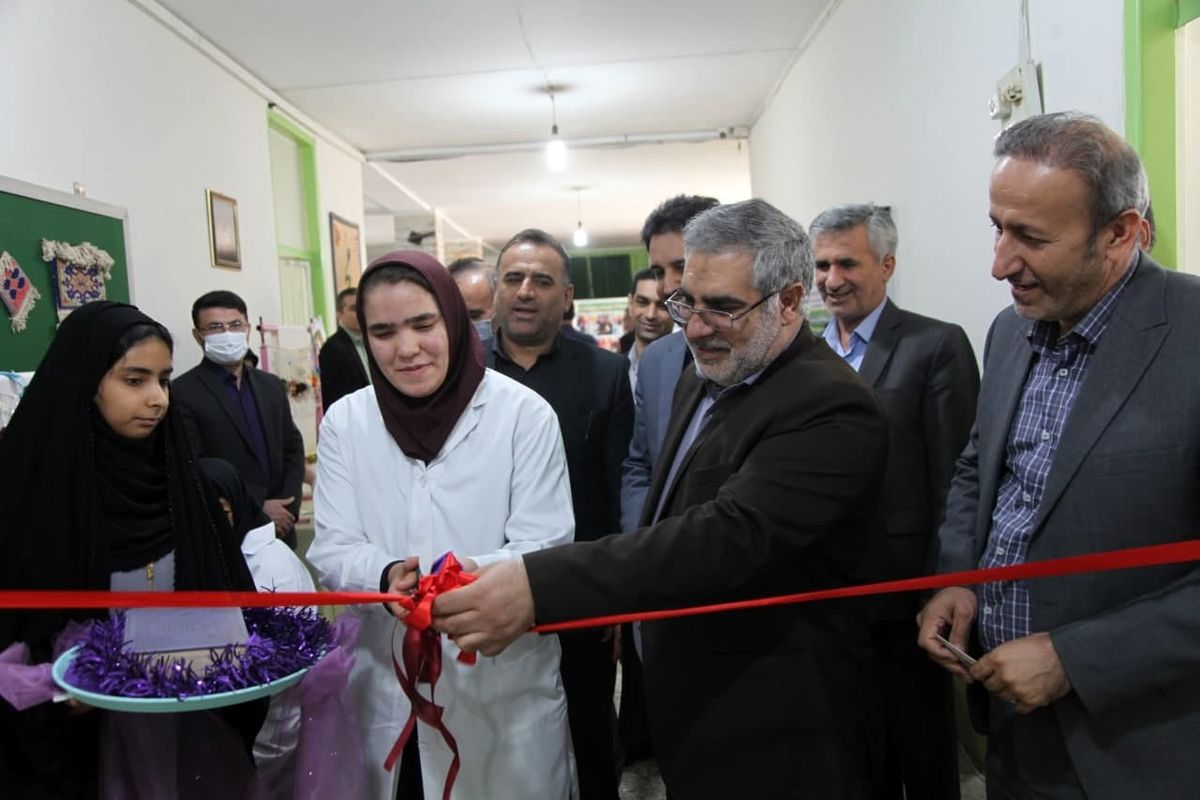افتتاح نمایشگاه و بازارچه خوداشتغالی در ۳۶ مدرسه استثنایی خوزستان