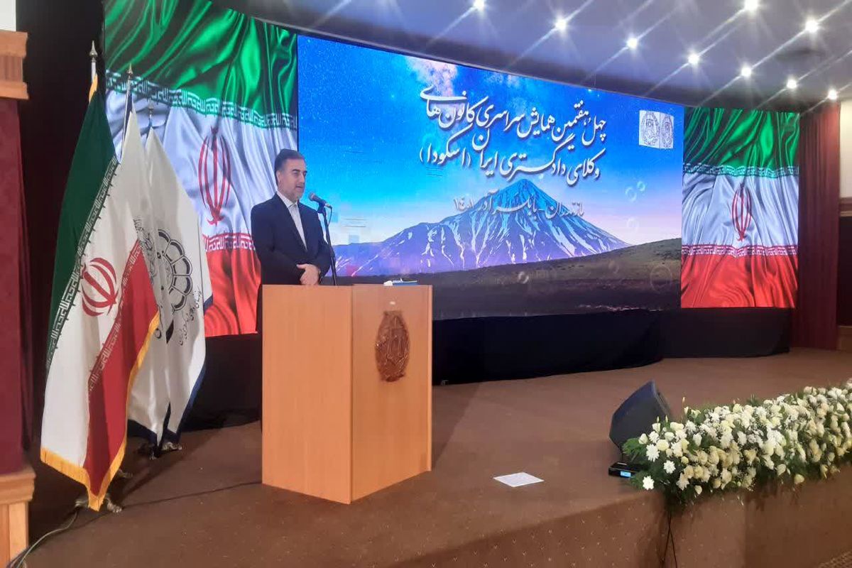 حسینی پور : کانون وکلا در مسائل مهم استان ورود کند