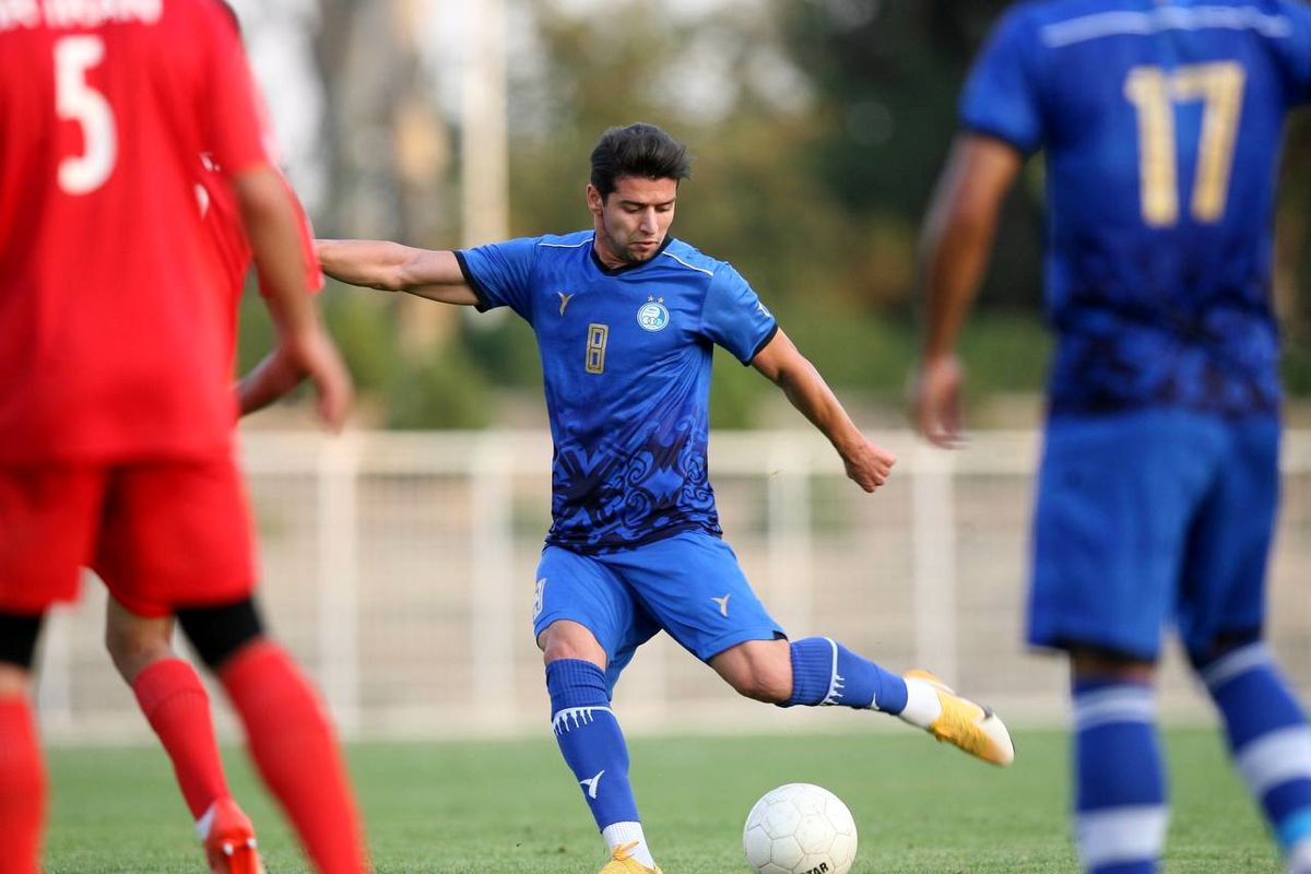 هافبک استقلال مصدوم شد