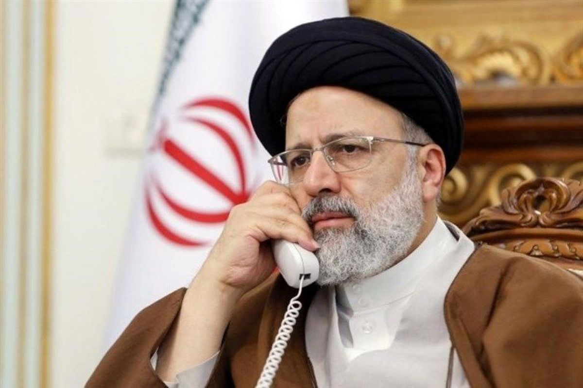 تماس تلفنی رئیس‌جمهور با رهبر معظم انقلاب اسلامی و تبریک سال نو