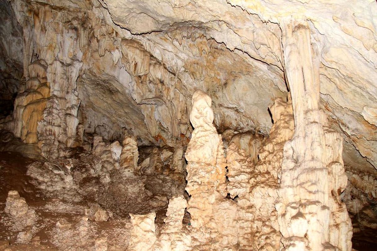 " غار ده شیخ " غاری دیدنی در استان کهگیلویه و بویراحمد
