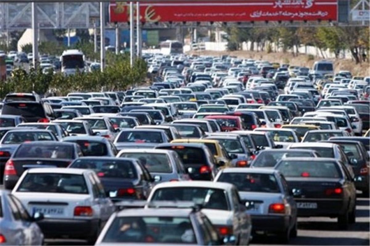 افزایش ترافیک در تهران با آغاز به کار ادارات و مدارس