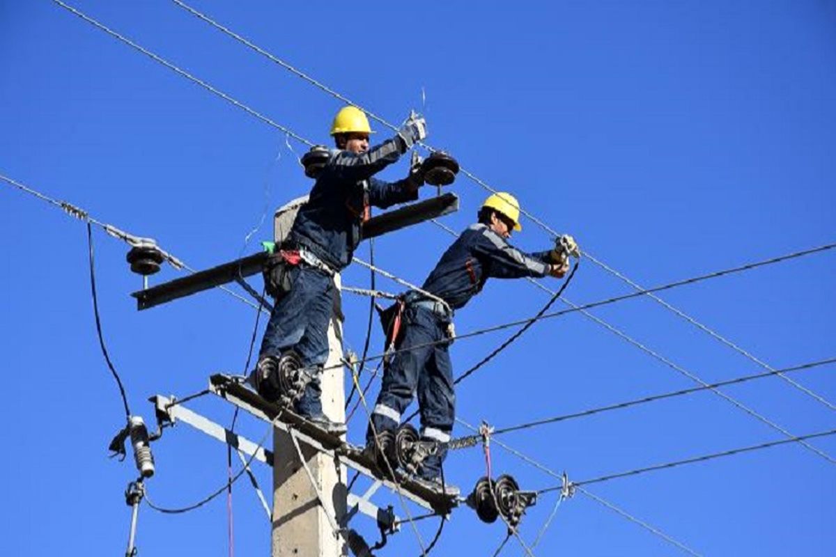 اصلاح ۲۸۳ کیلومتر شبکه برق در کهگیلویه و بویراحمد