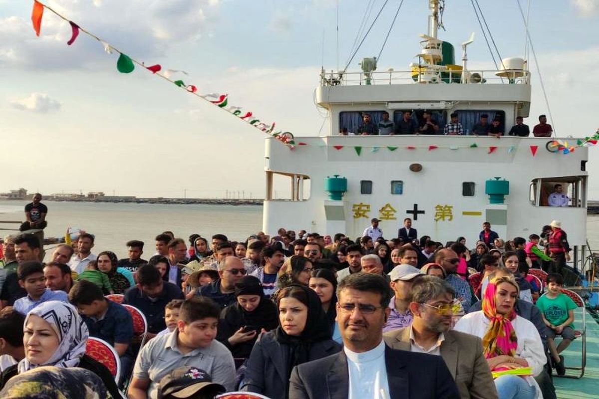 بهره مندی بیش از ۳۰۷ هزار نفر از ایستگاه‌های گردشگری دریایی خوزستان
