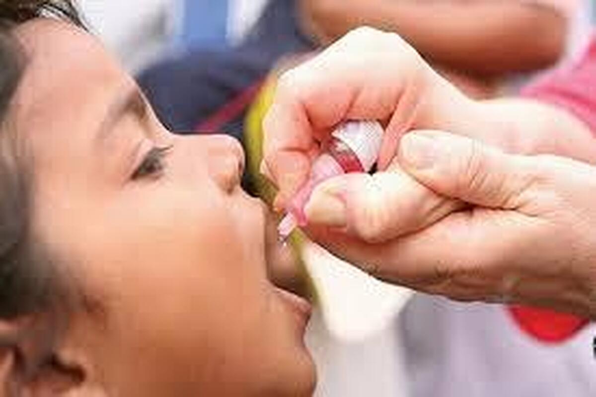 نوبت اول طرح واکسیناسیون فلج اطفال در قشم آغاز شد