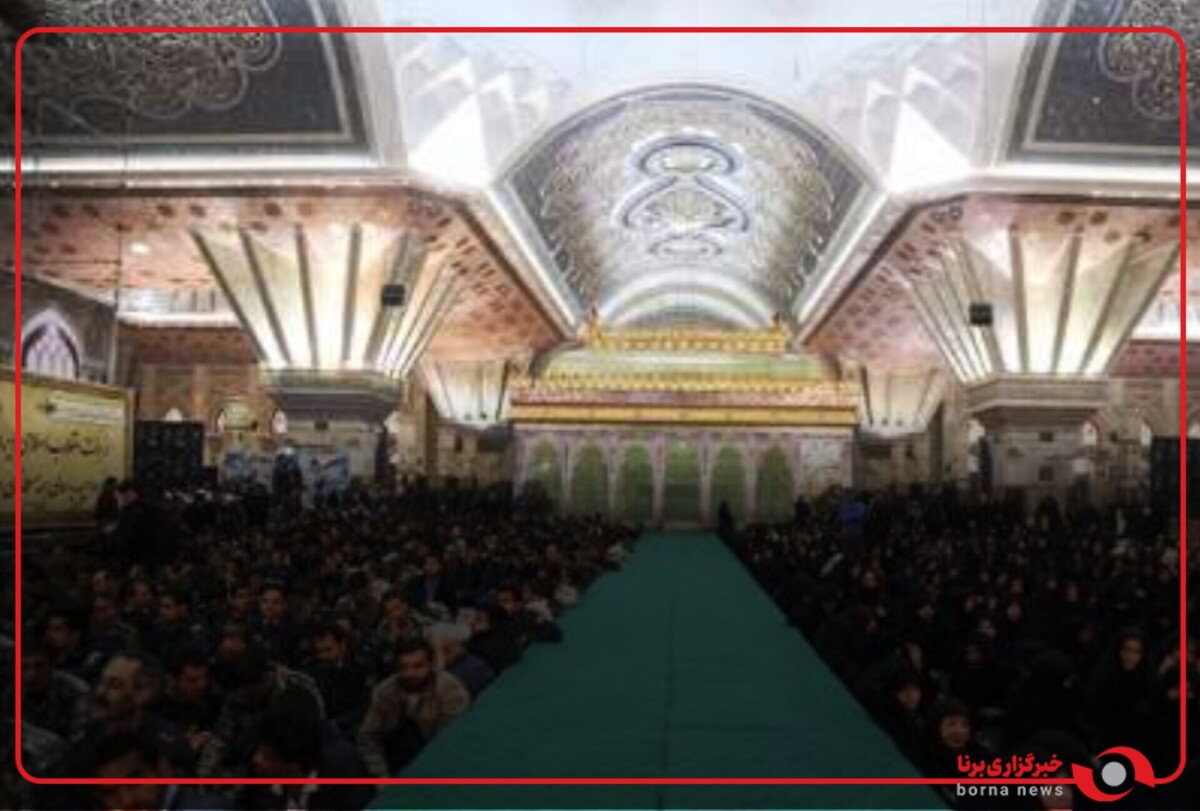 آیین گرامیداشت دهه فجر در مرقد امام خمینی(ره) درحال برگزاری است