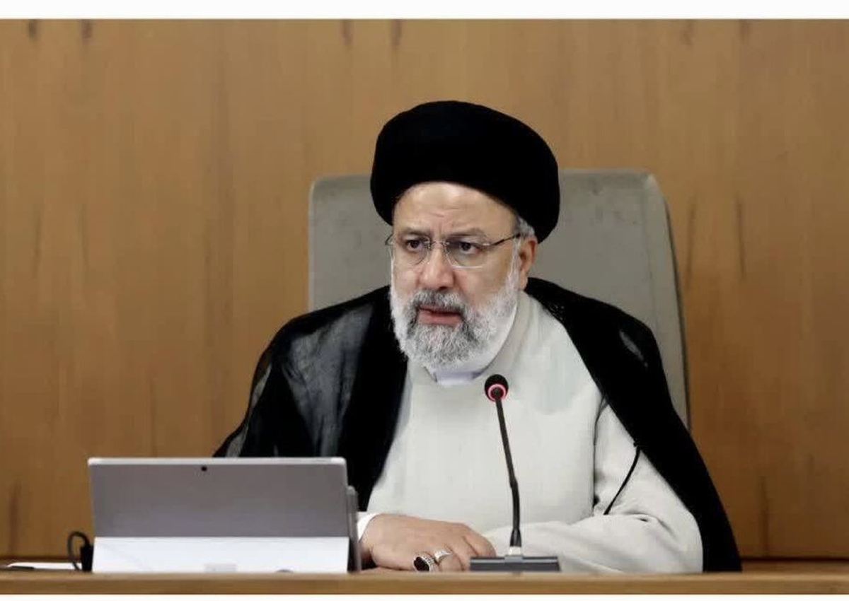 تاکید رئیس جمهور بر رفع موانع تکمیل پل خلیج فارس قشم