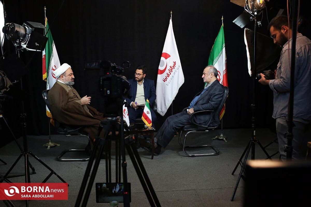 رسایی : دولت روحانی روی دولت خاتمی را سفید کرد/ شجاعی کیاسری: تلاش لاریجانی برای افزایش مشارکت است