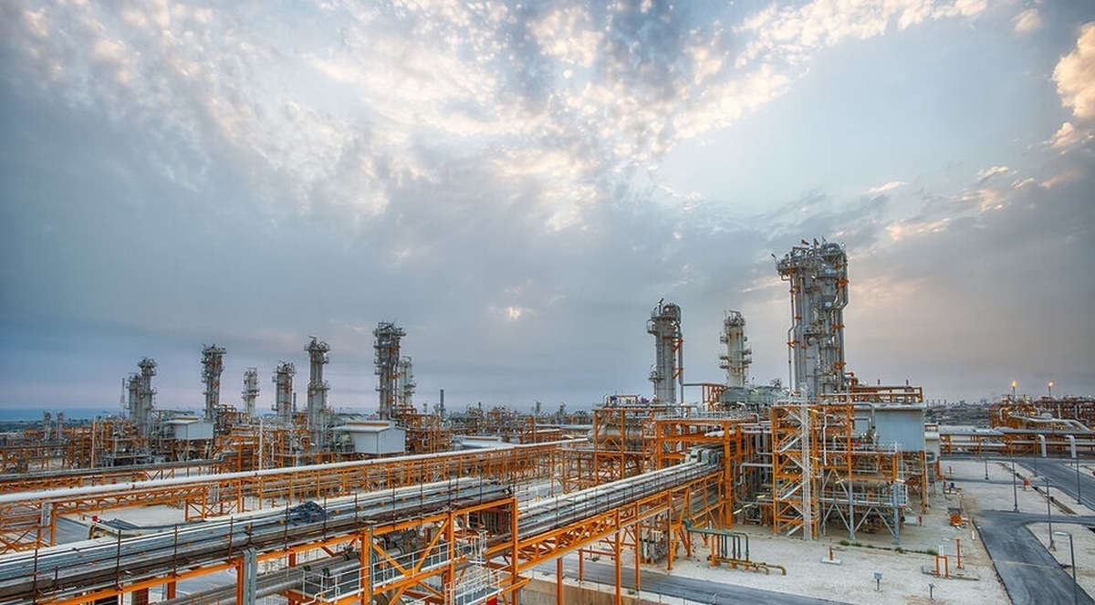 برداشت ایران در میدان گازی پارس جنوبی روزی ۱۰۰ میلیون متر مکعب بیش از قطر است