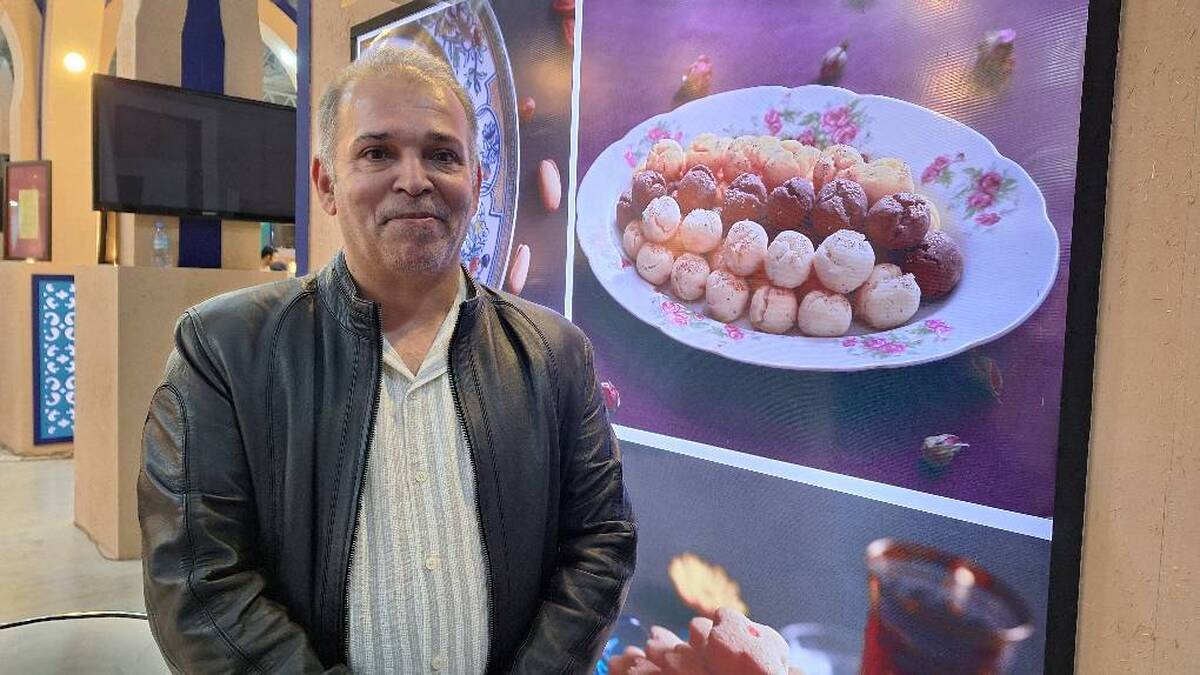 تولیدکنندگان شیرینی سنتی قزوین نیازمند حمایت بیشتر برای شرکت در نمایشگاههای بین المللی هستند