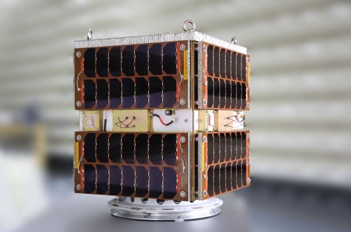 وزیر ارتباطات: سیگنال ماهواره مهدا دریافت شد