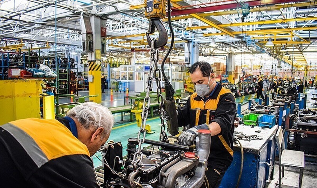 همایونفر: پاییز سالجاری نسبت به تابستان روند رشدی چشمگیر در کسب و کارها داشتیم