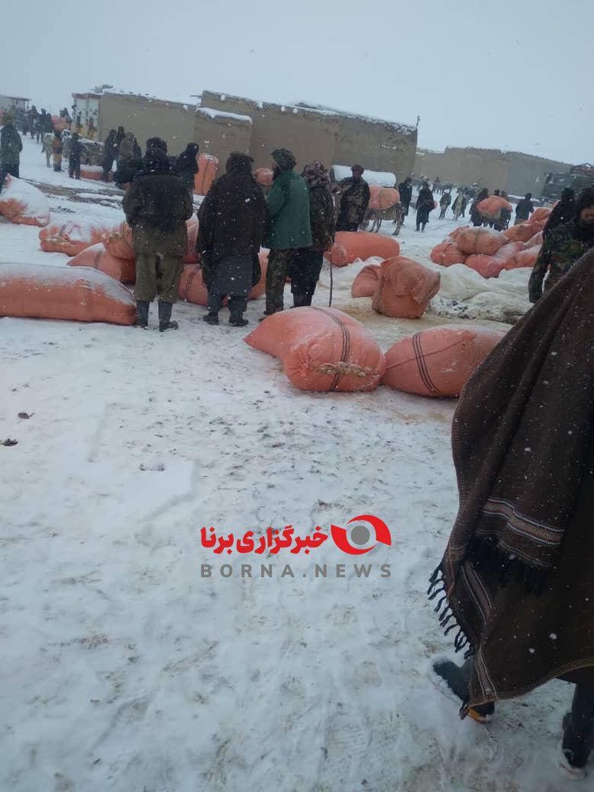 ۱۱ کشته و زخمی بر اثر برف و یخبندان در افغانستان