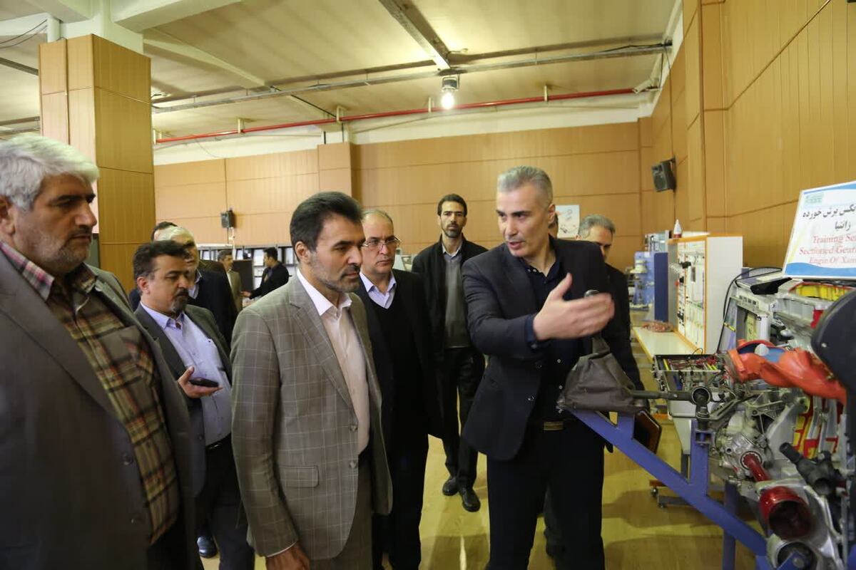 احمدی: شرکت‌های زیان‌ده در مجموعه صندوق ذخیره فرهنگیان را تحمل نمی‌کنیم