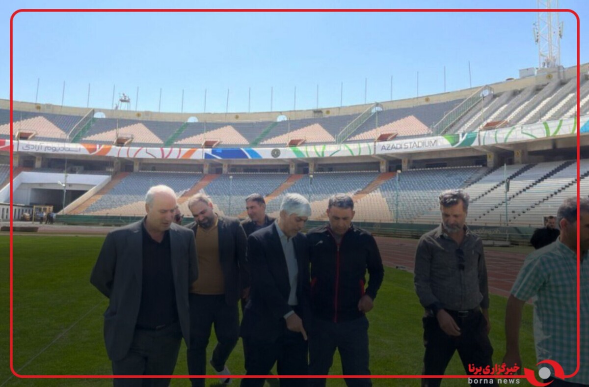 وزیر ورزش و جوانان برای تماشای دربی 103 وارد استادیوم آزادی شد