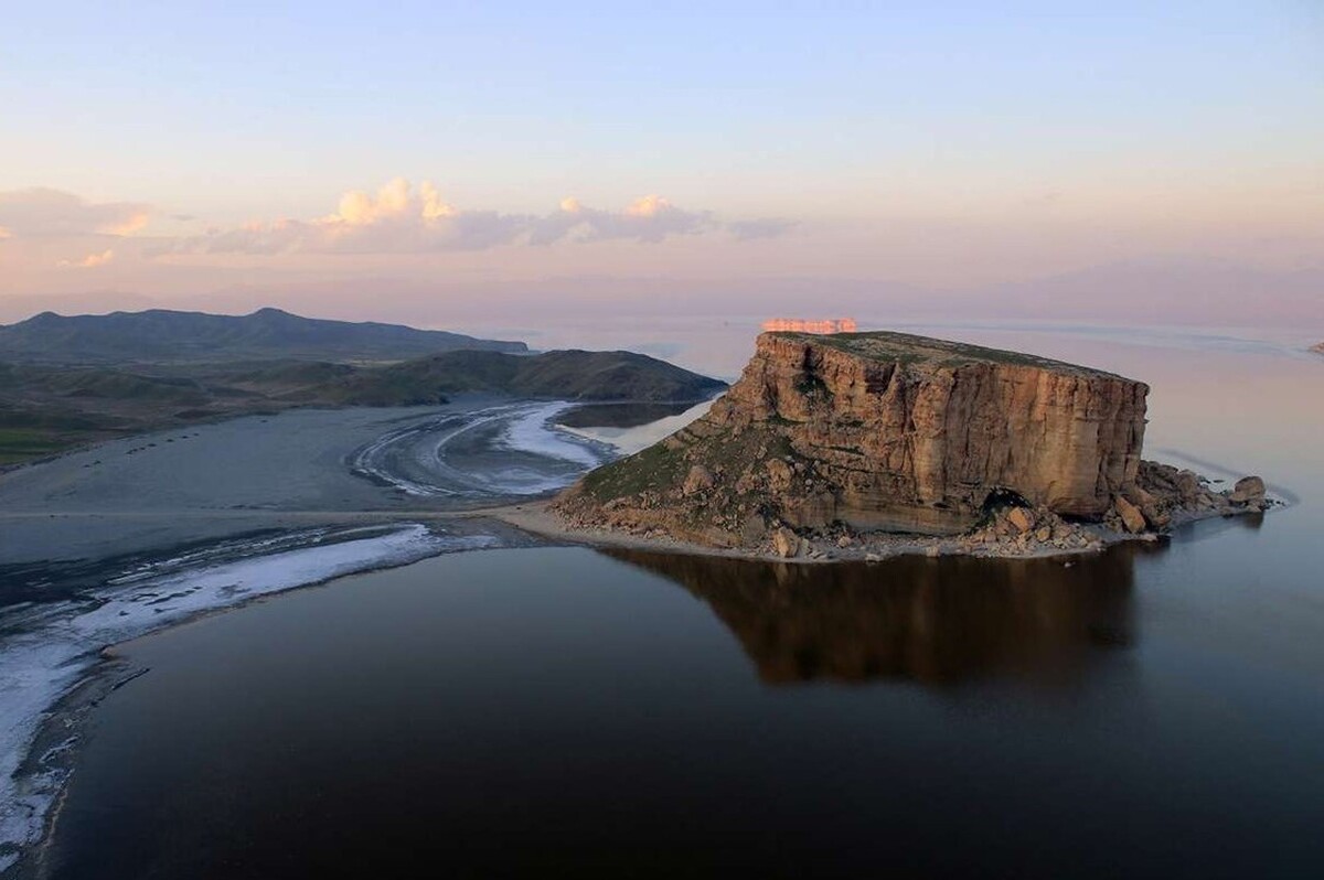 قندهاری: تراز دریاچه ارومیه ۴۷ سانتی‌متر افزایش یافت