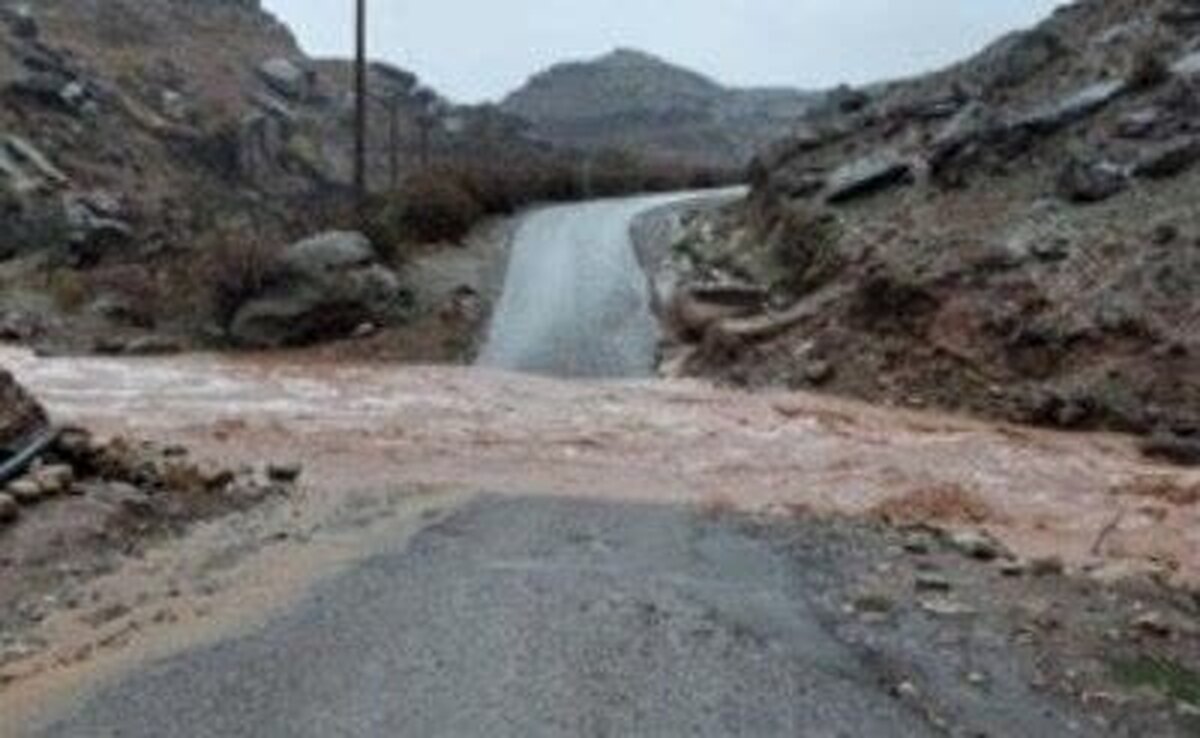 مسدود شدن مسیر امام‌زاده محمد بن حسن الیگودرز  در پی بارندگی ها