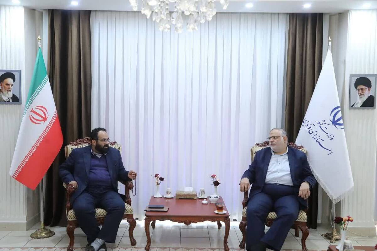 دستیار رئیس جمهور در امر مردمی سازی دولت با استاندار قزوین دیدار کرد