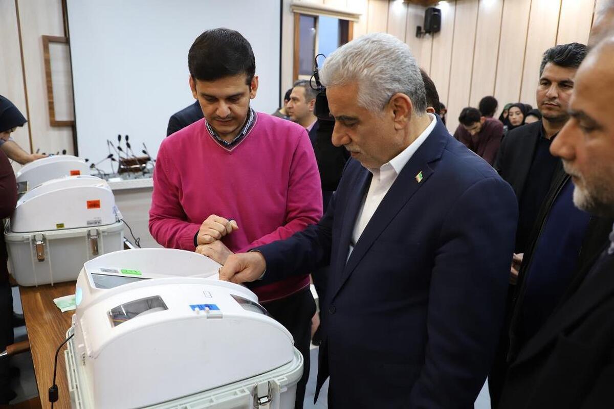 استاندار گیلان: ۲ هزار و ۶۹۰ صندوق اخذ رای برای انتخابات در گیلان آماده شد