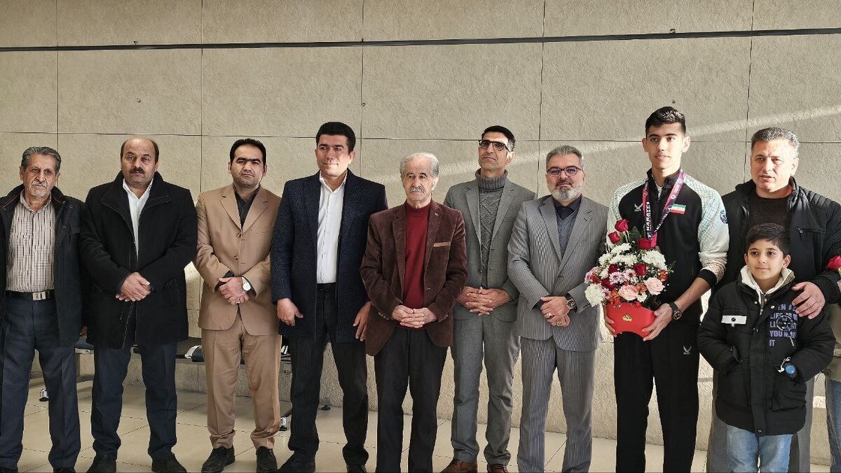 استقبال از ورزشکار ارومیه نایب قهرمان مسابقات کاراته وان فجیره امارات