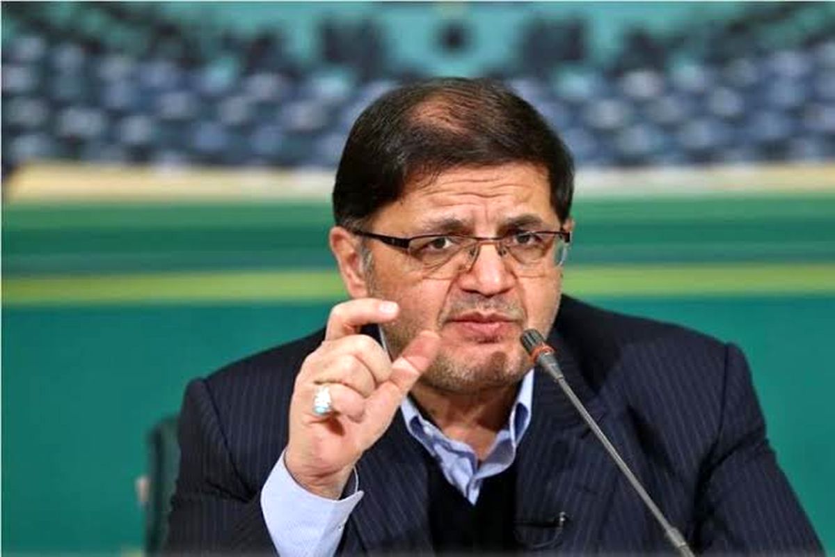 مفتح: واردات خودرو باید آزاد شود/ برای ارتقای کیفیت خودرو فضای رقابتی باید شکل گیرد