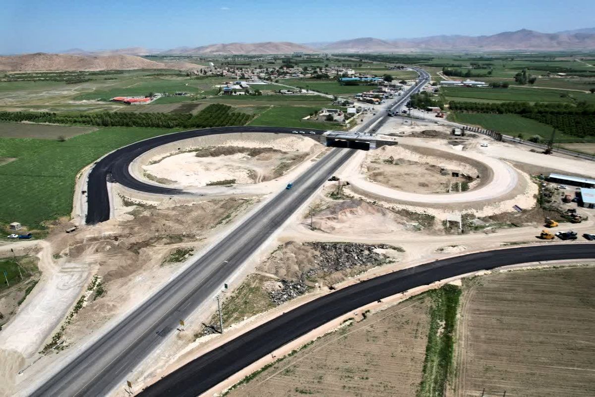 مراحل پایانی اجرای طرح تقاطع غیرهمسطح سه‌راهی محمدیار