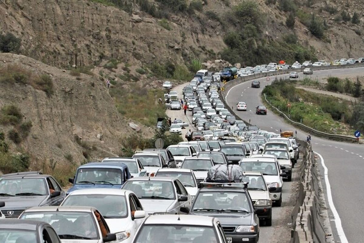 ترافیک سنگین در جاده‌های خروجی گیلان