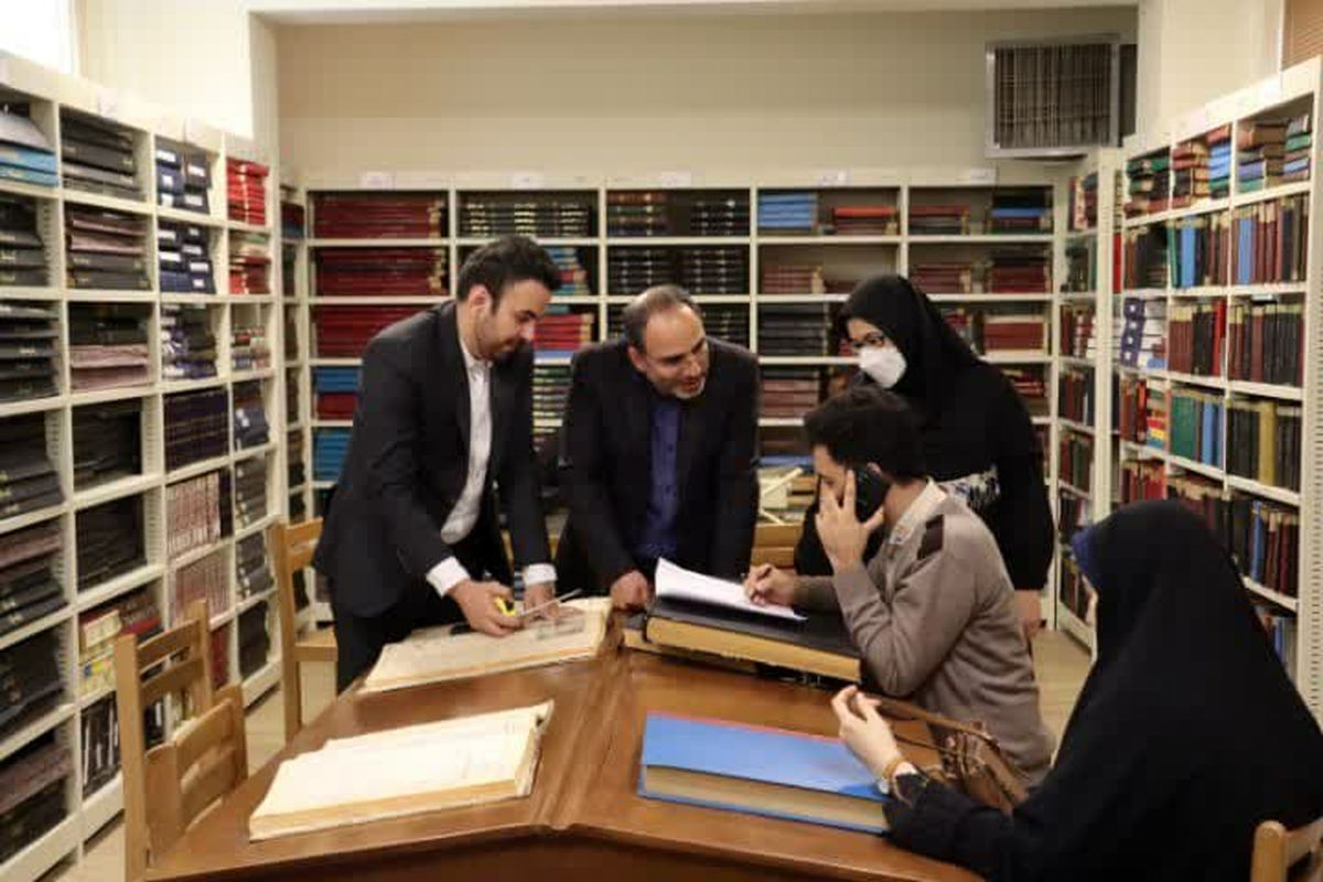 کتابخانه های عمومی امام خمینی (ره) و علامه رفیعی قزوین بازطراحی می شود