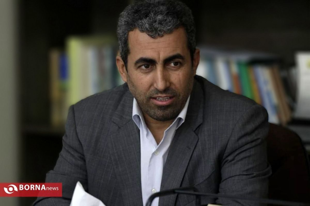 پورابراهیمی: حقوق عامه در فضای مجازی در حال لگدمال شدن است