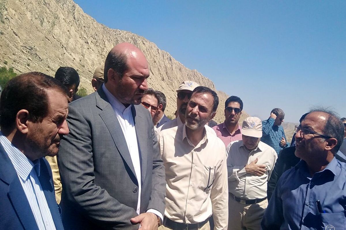 بازدید معاون اجرایی رییس جمهور از سد و نیروگاه برق چمشیر گچساران