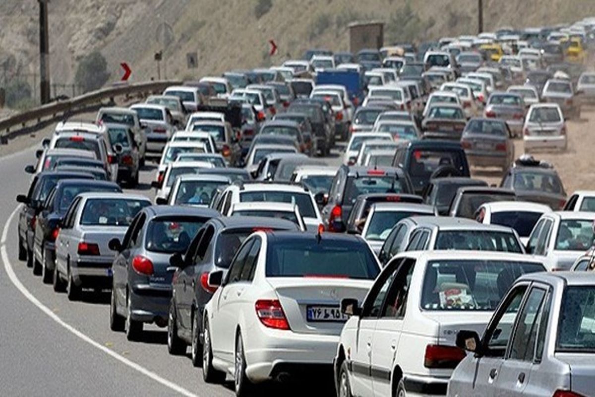 ترافیک سنگین در آزادراه پردیس - تهران و آزاد راه ساوه - تهران