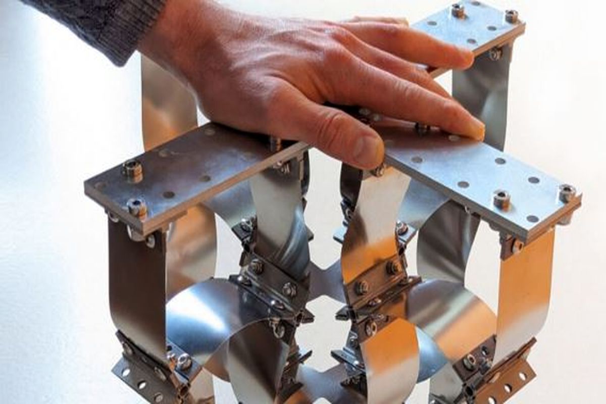 ساخت ماده‌ای که هم سفت است و هم قابلیت جذب ارتعاش آن بالاست