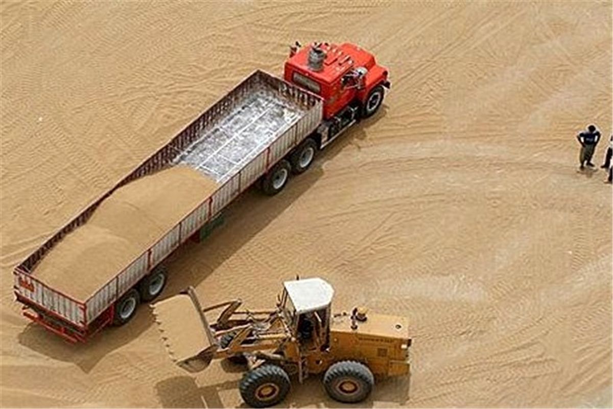 توقف ۱۳۵ کامیون حامل گندم در مرز تمرچین پیرانشهر