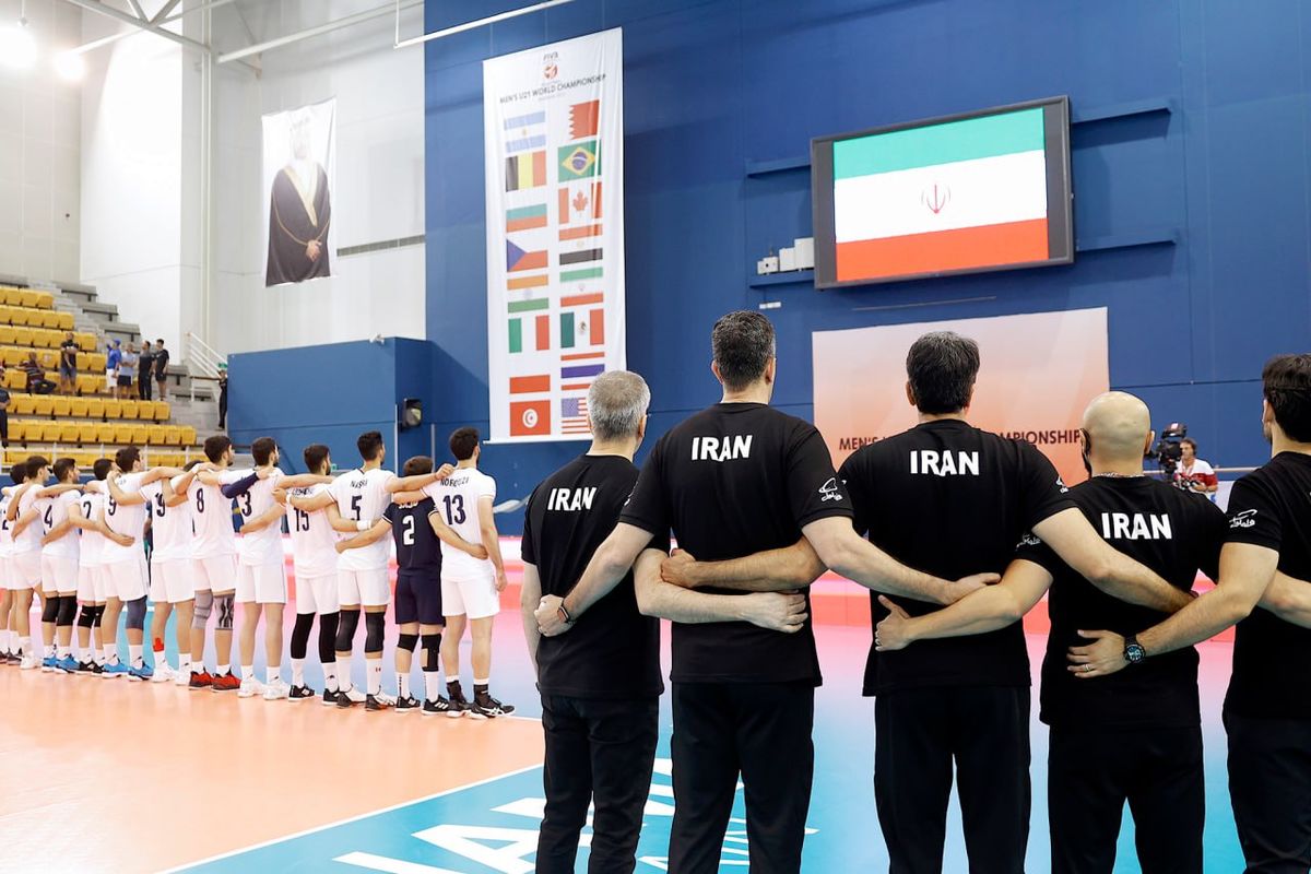 پیام رهبر انقلاب به تیم ملی والیبال: دل ملت ایران را شاد کردید، از شما متشکرم