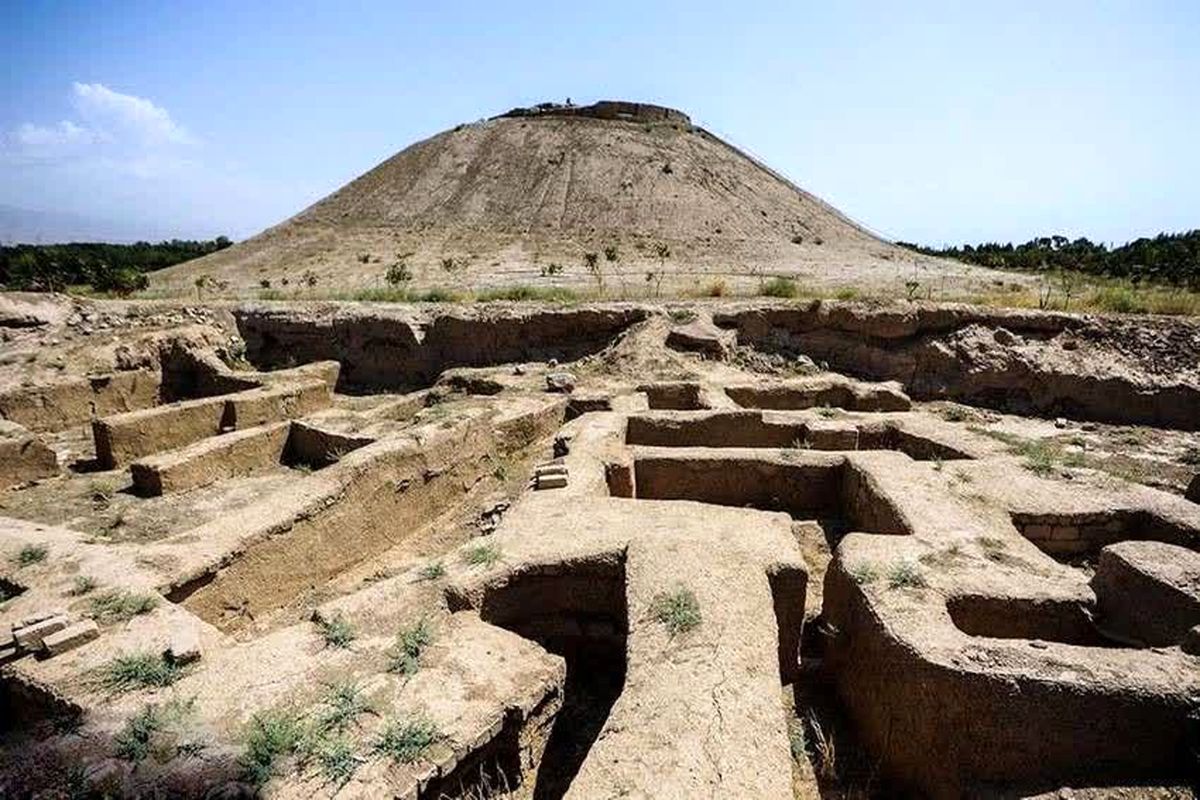 باستان‌شناسان به دنبال تاریخ تحول فرهنگی و شهرنشینی ایران در محوطه ازبکی