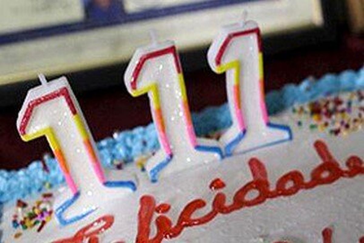 برگزاری جشن تولد برای پیرمرد ۱۱۱ ساله‌ای که سال ها قبل از دنیا رفته است!