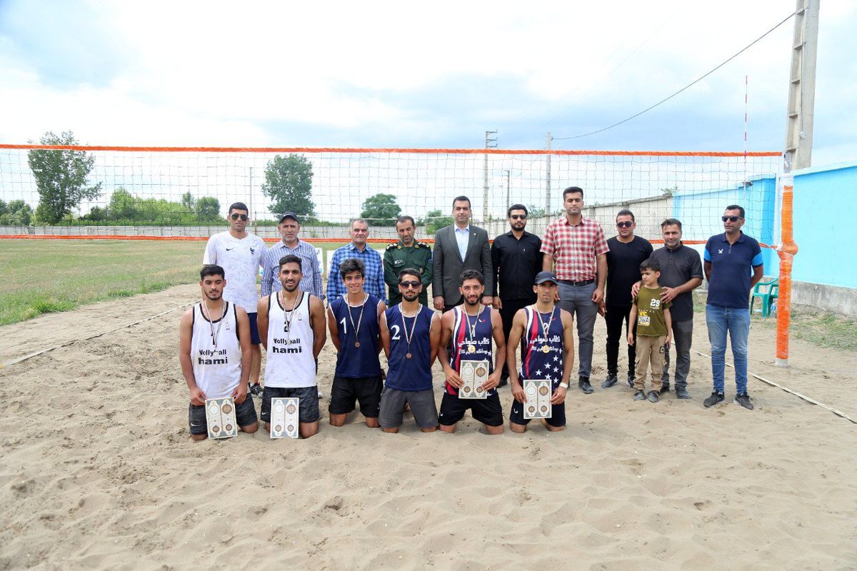 فولادیان : مسابقات والیبال ساحلی بسیج شهرستان ساری با قهرمان گلاب صواحی ساری به پایان رسید