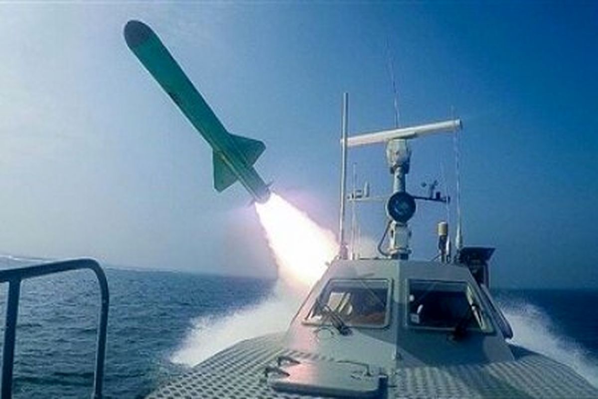 شناورهای نیروی دریایی سپاه در خلیج‌فارس به موشک‌هایی با برد ۶۰۰ کیلومتر مجهز شدند