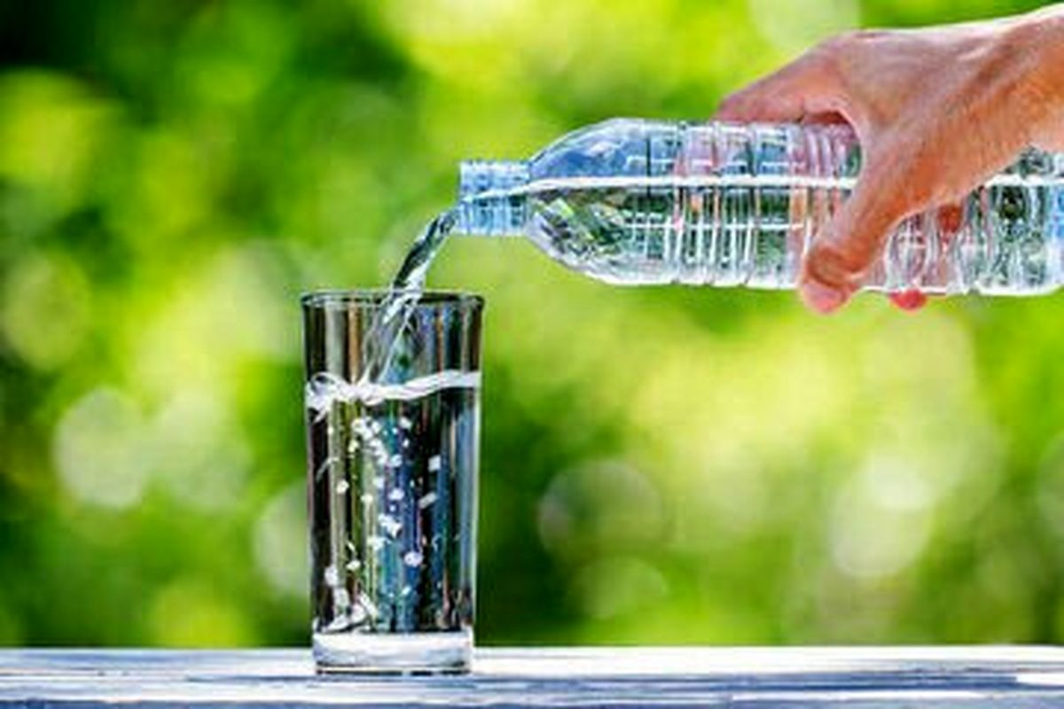 کاهش سطح املاح بدن بر اثر گرما و کم نوشیدن آب را جدی بگیرید!